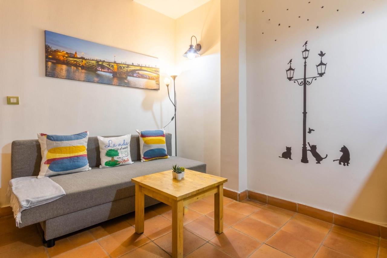 Macarena Muralla Encantada Apartamento Sevilha Exterior foto